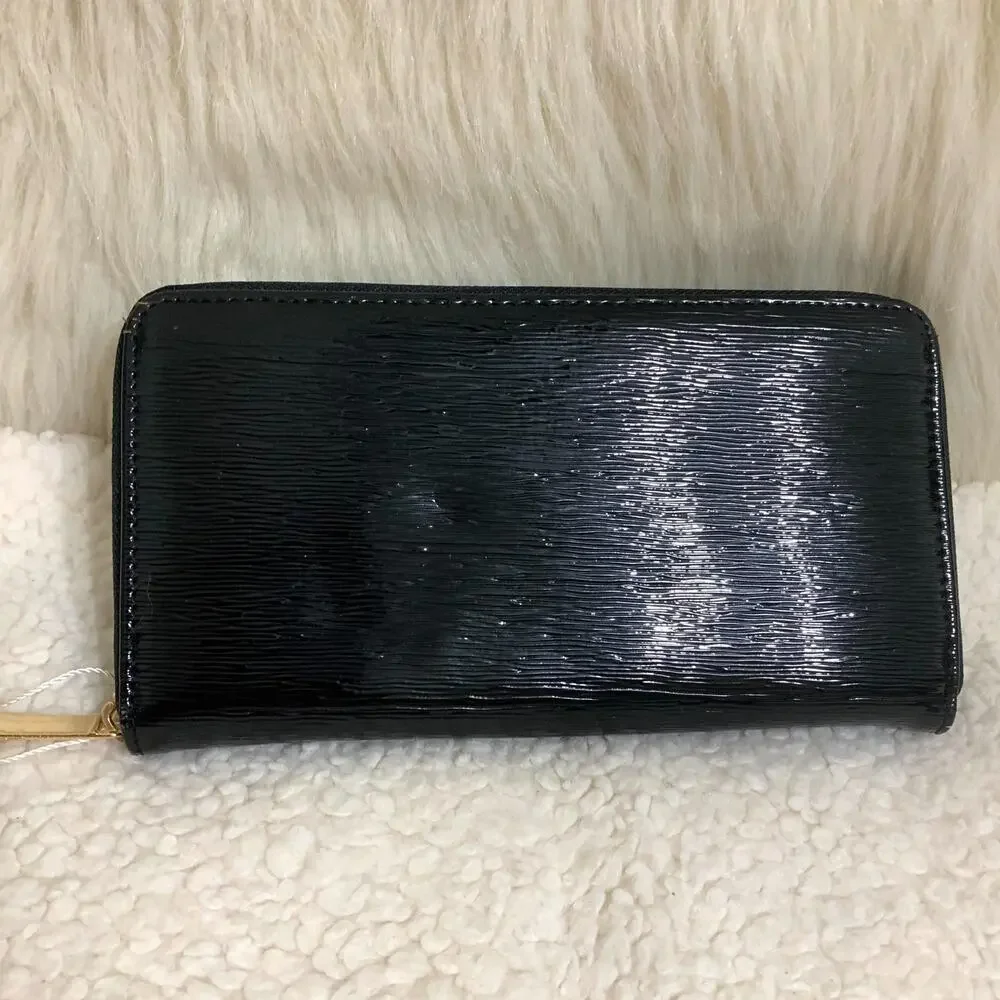 Black Wavy Texture Striated Patent Leather Zip Around Continental Clutch Wallet